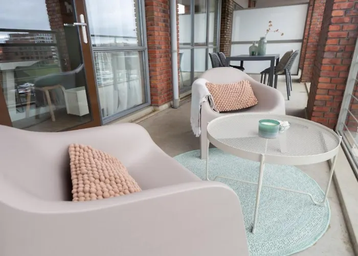 Modern Apartment Close To The Beach And The Sea